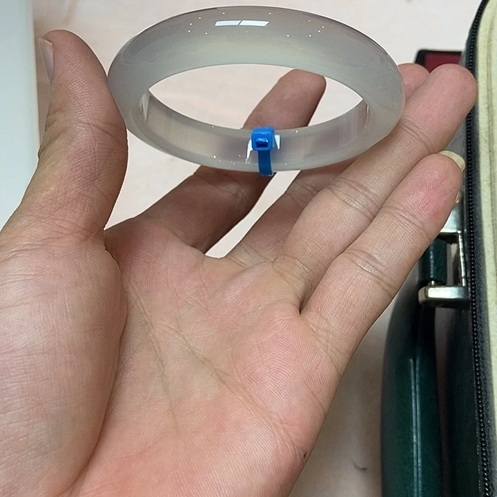 水***源手镯玛瑙/玉髓未镶嵌090