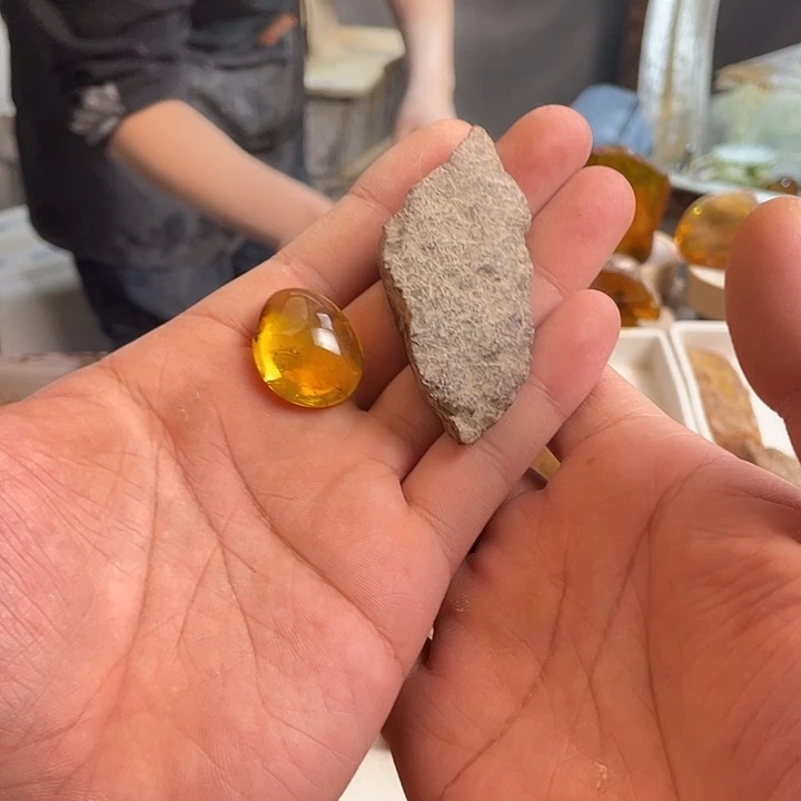 我***子琥珀未镶嵌裸石天然琥珀蜜蜡