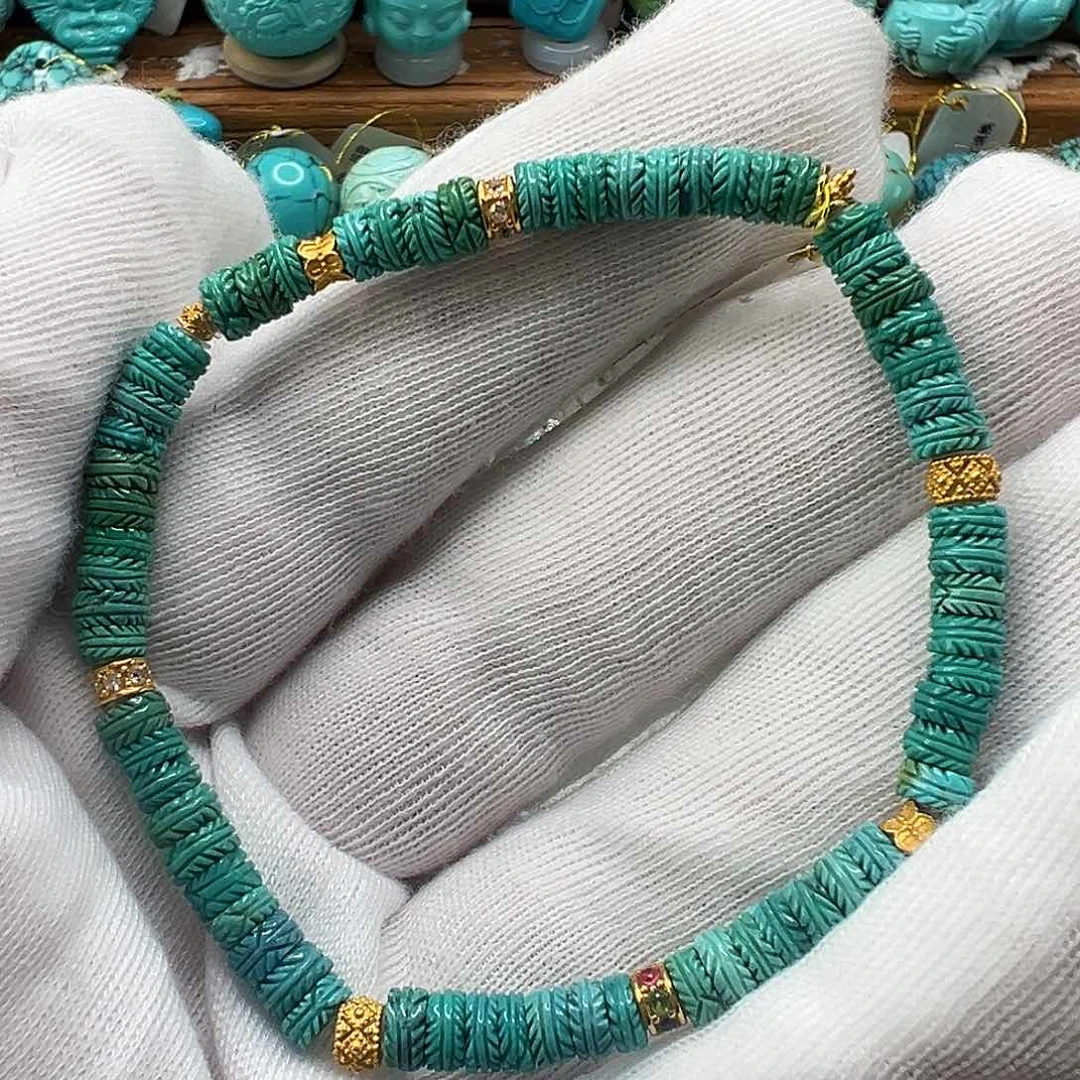 绿松石配饰未镶嵌