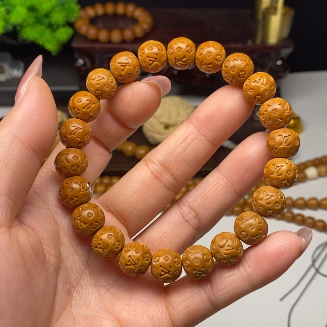 吊坠猴头核桃大牌