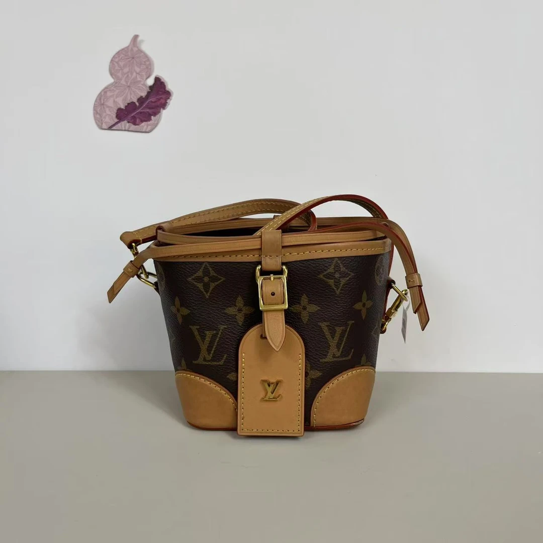 95新 LouisVuitton/路易威登 烧麦抽绳水桶包单肩斜挎包