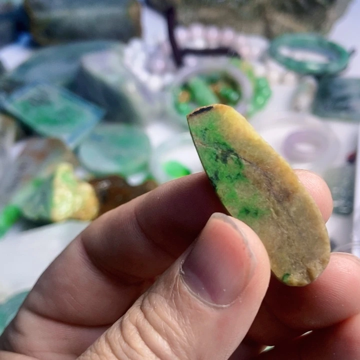 翡翠散珠天然翡翠A货挂件