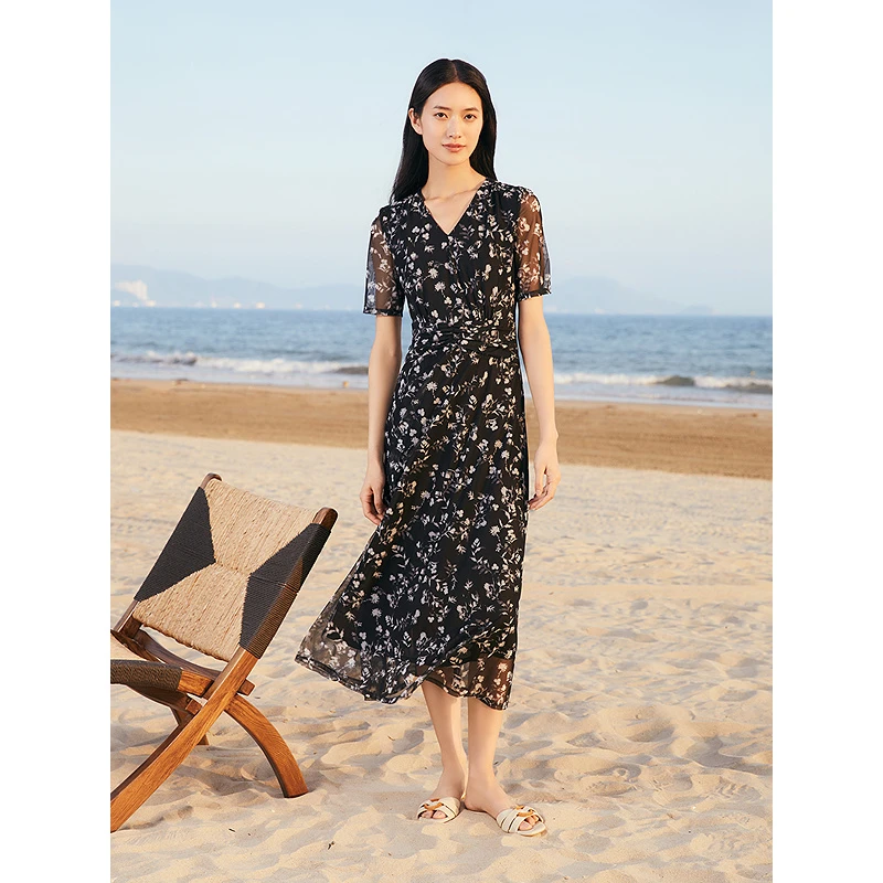 YINER音儿专选2025夏季新款时尚气质法式复古连衣裙8C65205057