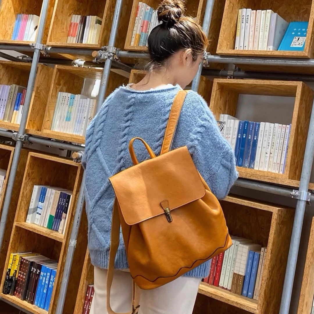 传新款头层牛皮大容量双肩包女情侣多功能手工电脑包6013