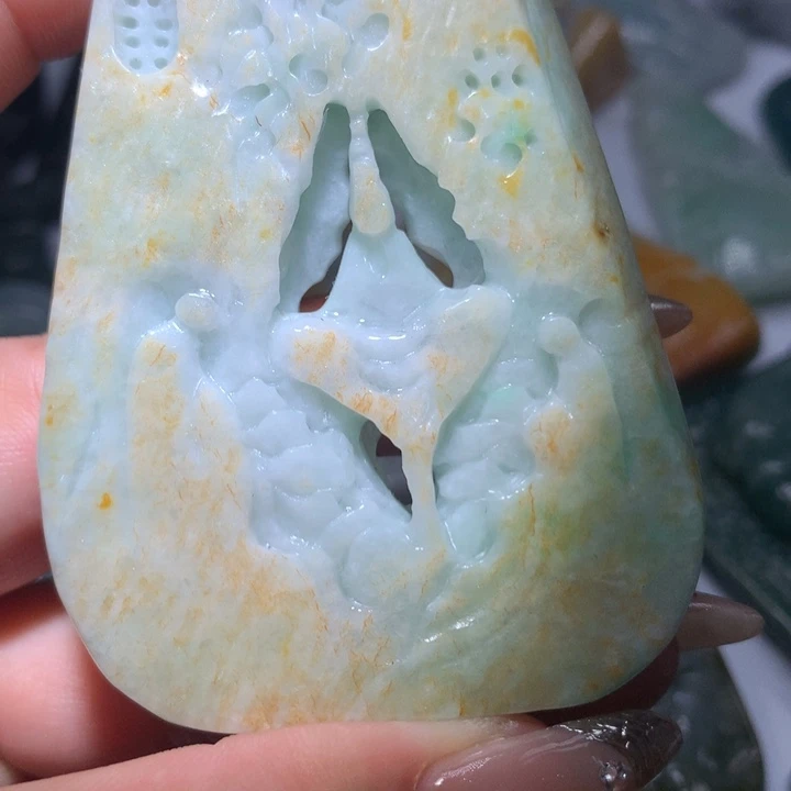 翡翠未镶嵌颈饰保真天然A货翡翠