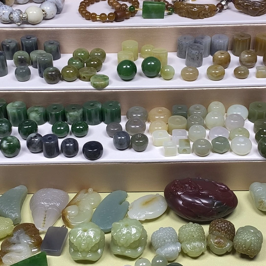 高***奥和田玉（糖玉）未镶嵌手链