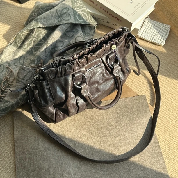 95新 MIU MIU/缪缪 上海自播/miumiu单肩包