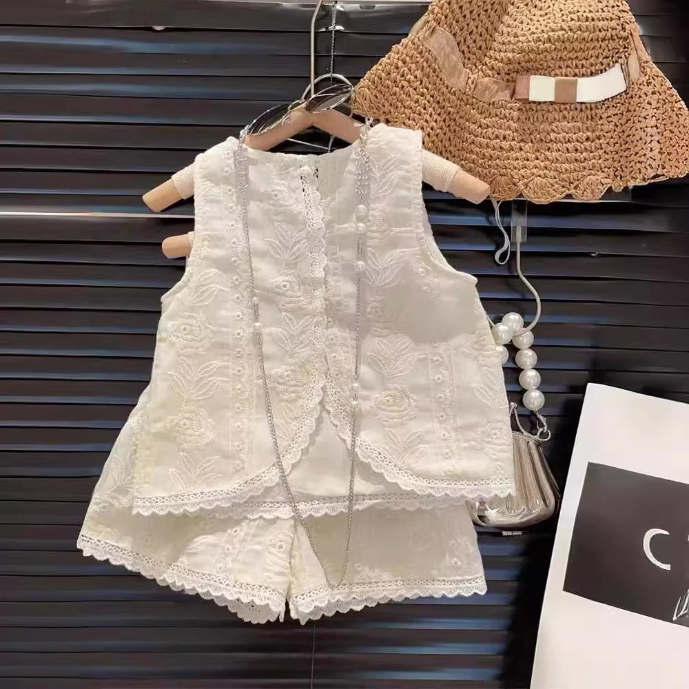 [场仔】女童国风薄款套装花朵镂空刺绣蕾丝边背心短裤两件套55090