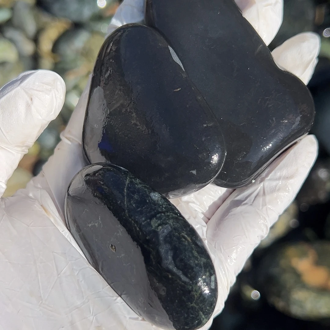 蛇纹石玉合金珠宝奇石铭****卖