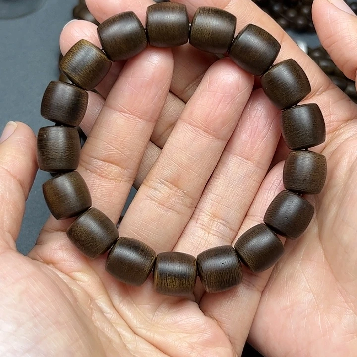 沉香碎屑沉香白棋玉化1.2