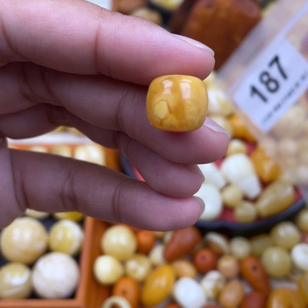 未镶嵌蜜蜡珠宝奇石13.5