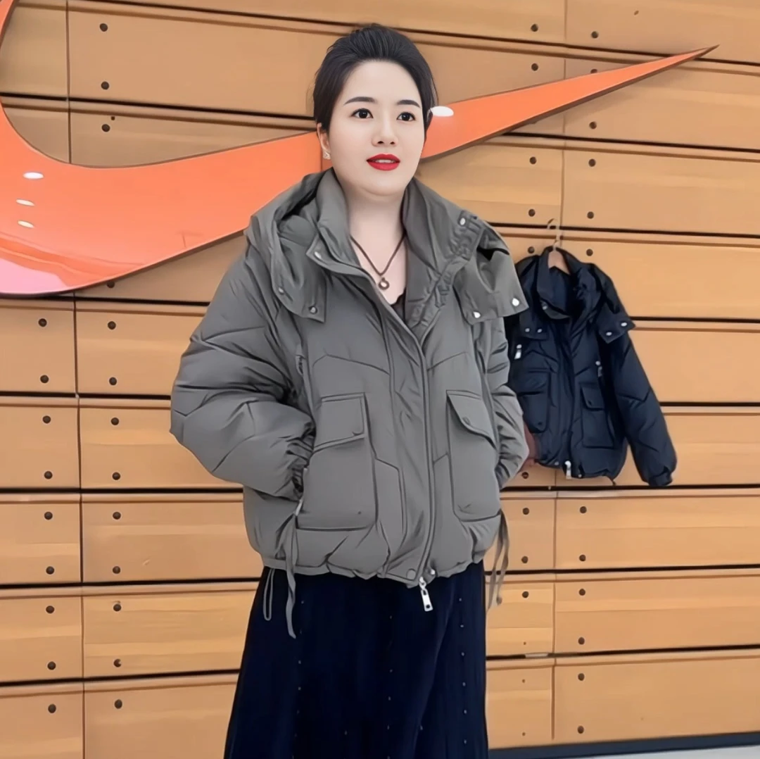 时尚设计感大兜拉链连帽棉服女士2025冬新款韩版宽松短款面包服