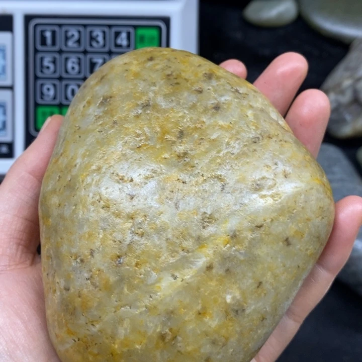 未镶嵌和田玉（糖玉）挂件