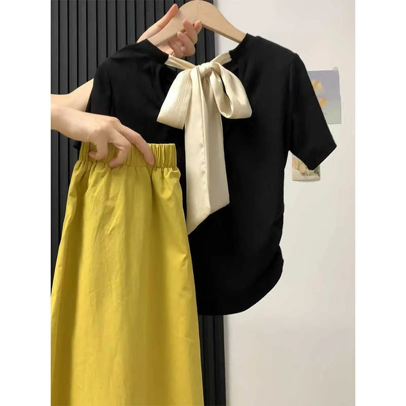 夏季温柔系穿搭女2025新款设计感蝴蝶结上衣搭配显瘦半身裙两件套