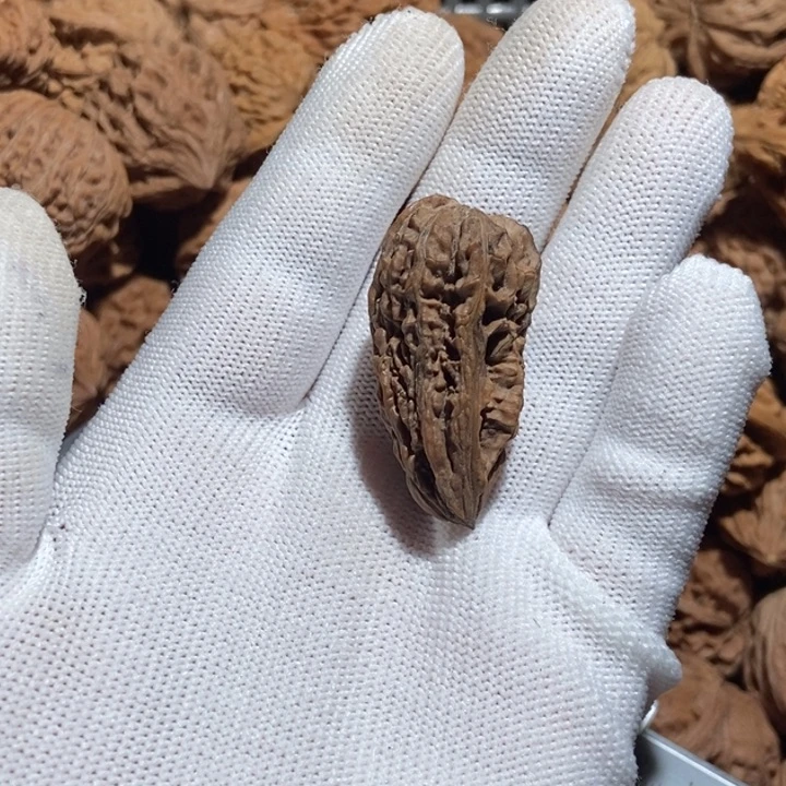 海***漂核桃做佛钥匙扣高40