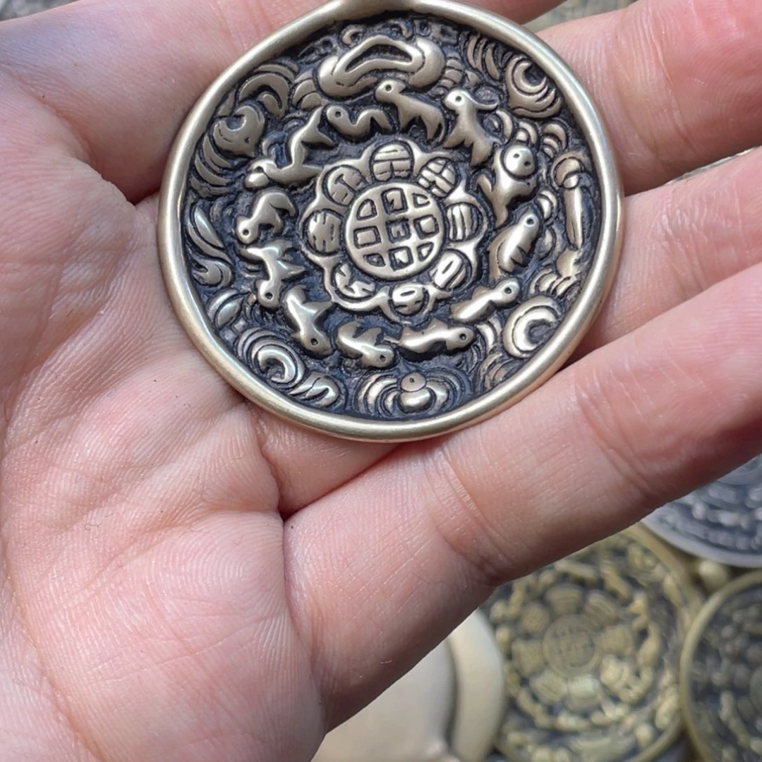 青铜老料朝天吼九宫八卦牌子，一个