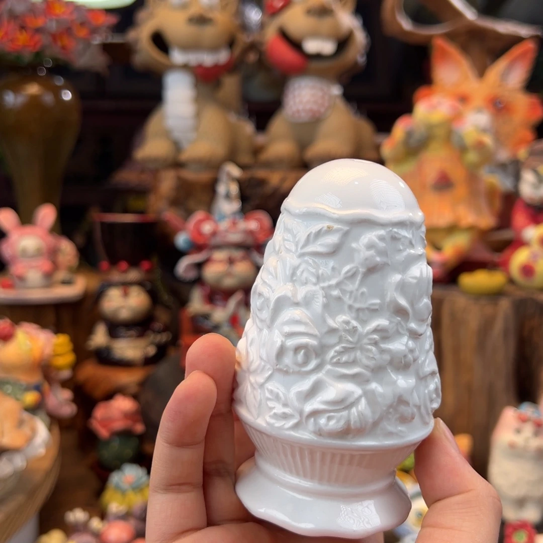 小镇青花每日有新品默认微瑕白色