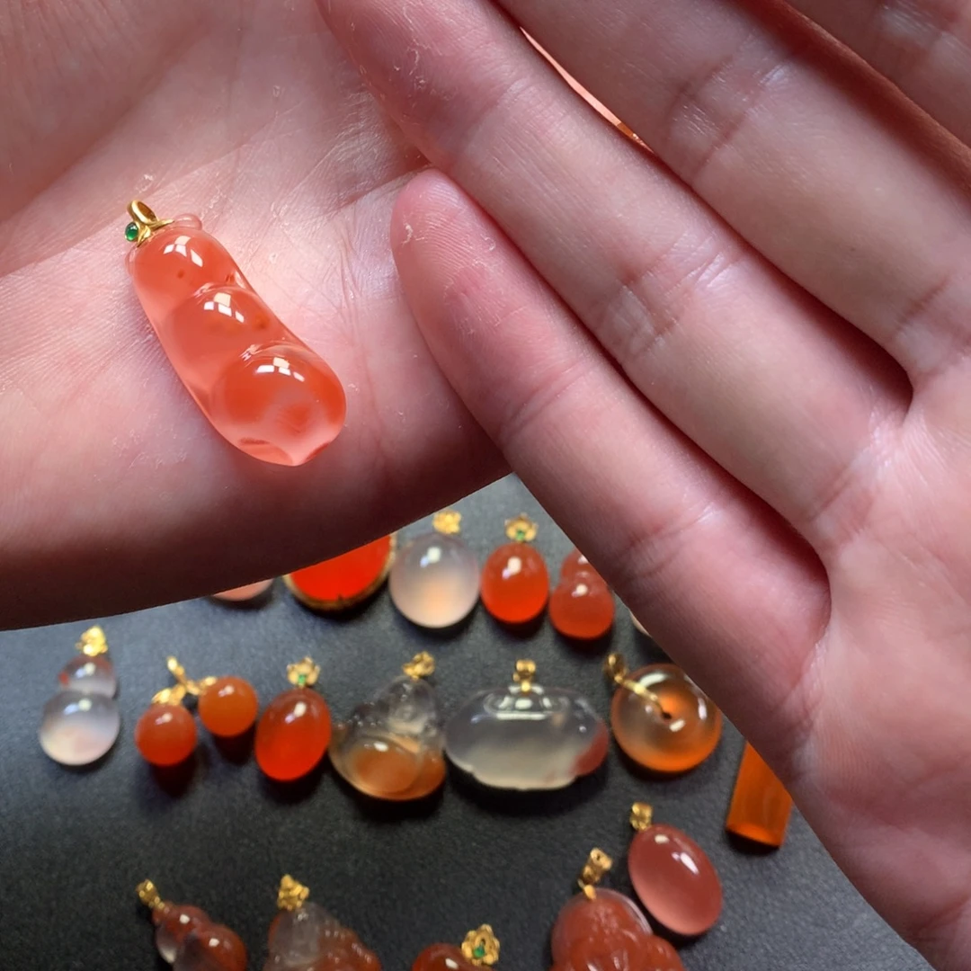 南红玛瑙未镶嵌项链