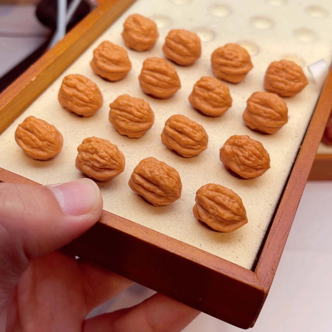 某***某文玩核桃手串蛤蟆头