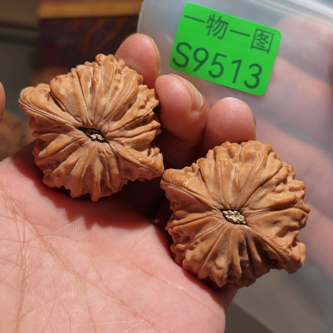 文玩核桃把件磨盘