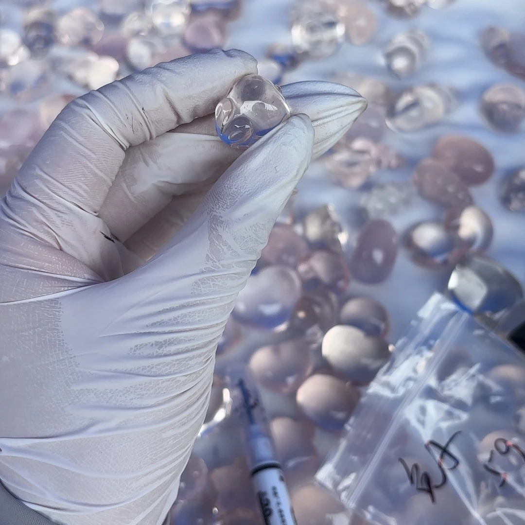 小***哒天然粉水兔子