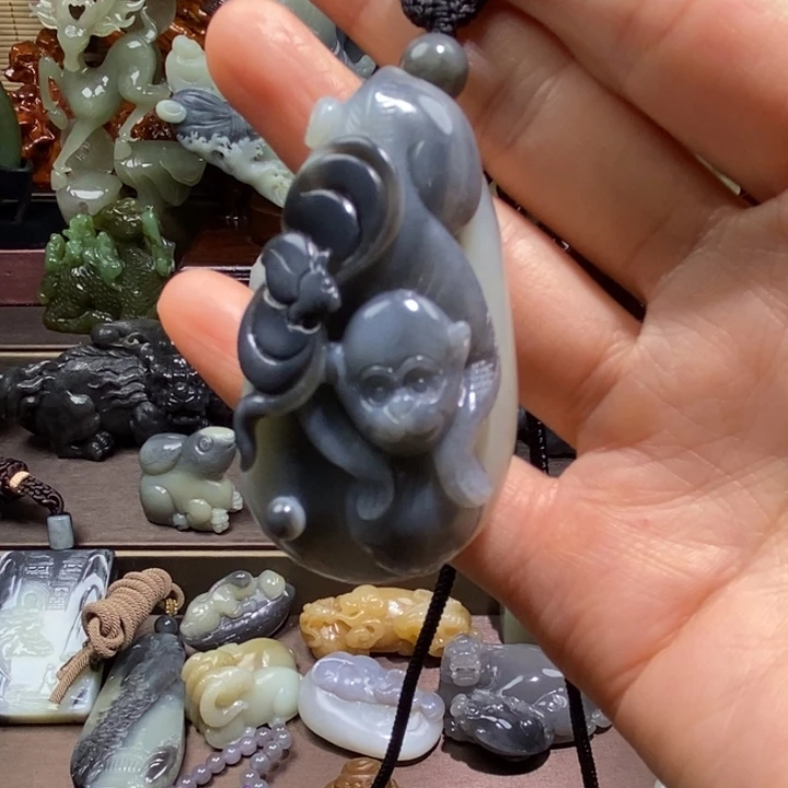 颈饰未镶嵌和田玉