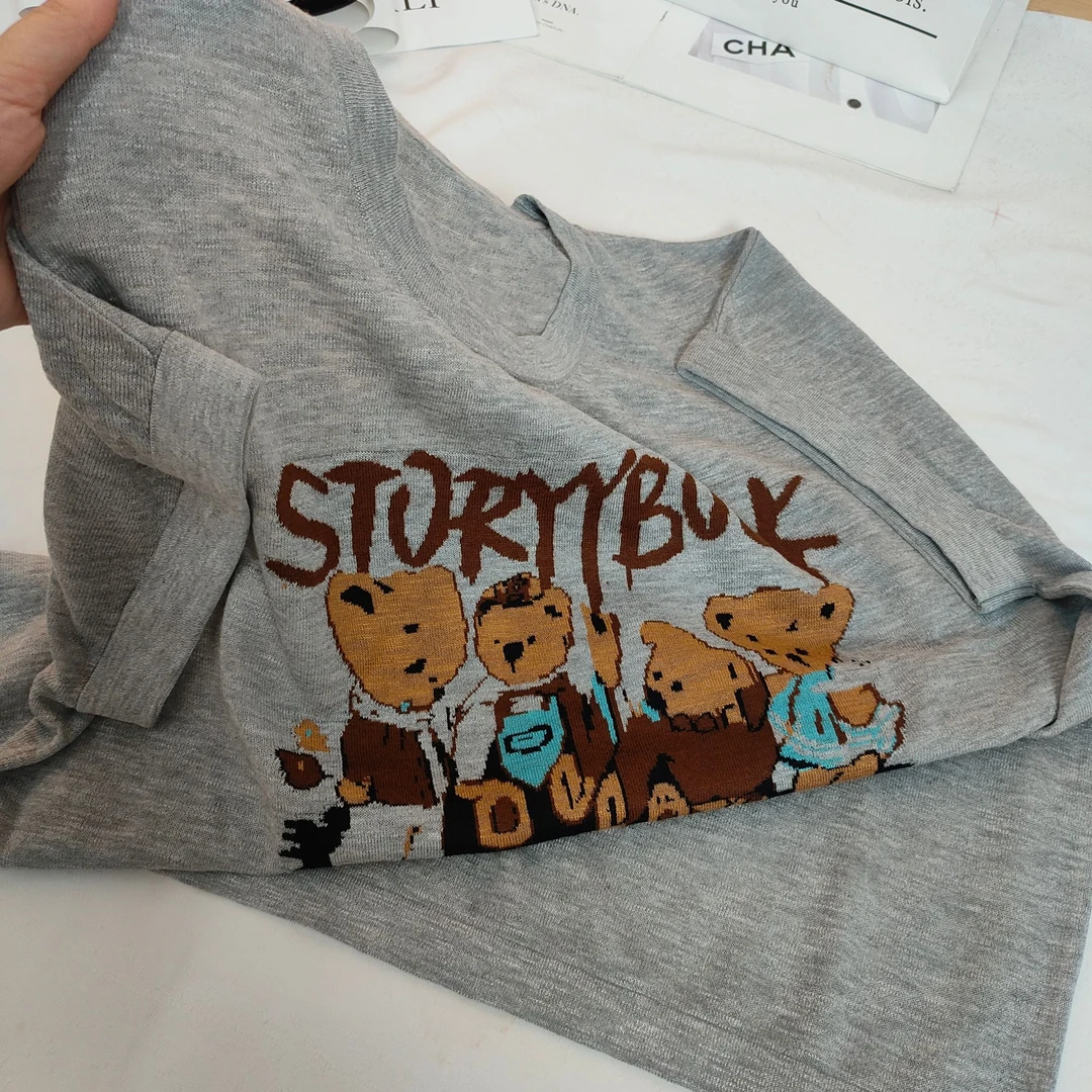 【晴晴精选】夏季新款时尚卡通小熊图案字母百搭气质针织衫A050#