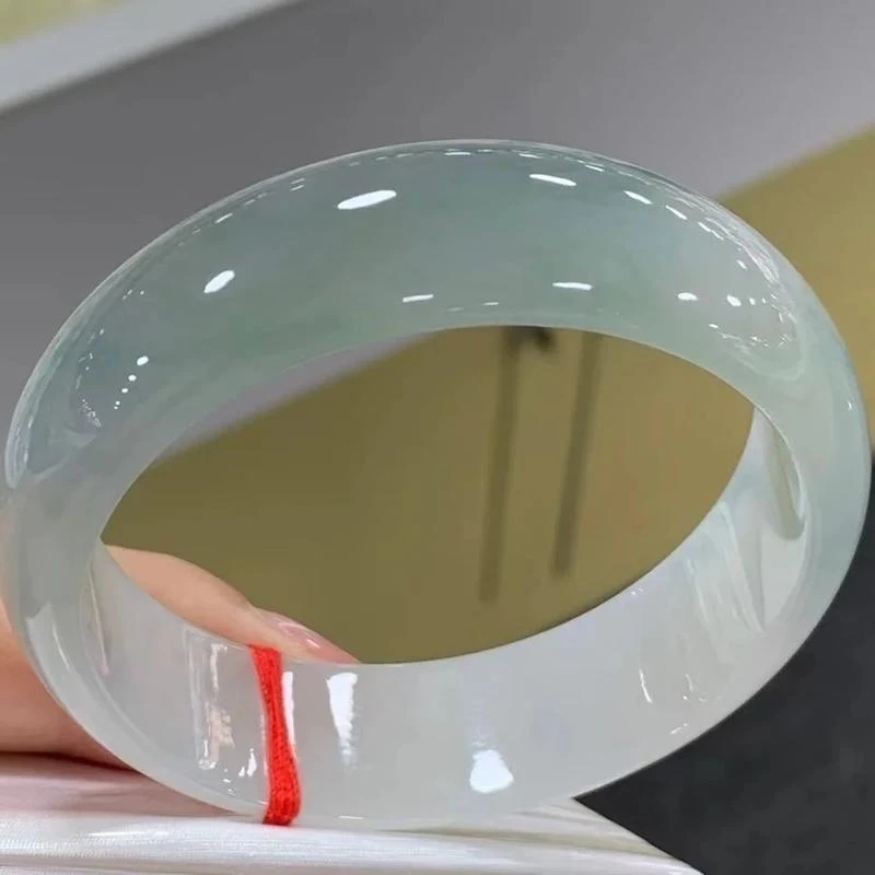 天然缅甸翡翠手镯冰种玉手镯浅绿飘花玉镯子女款白月光玉镯送人礼