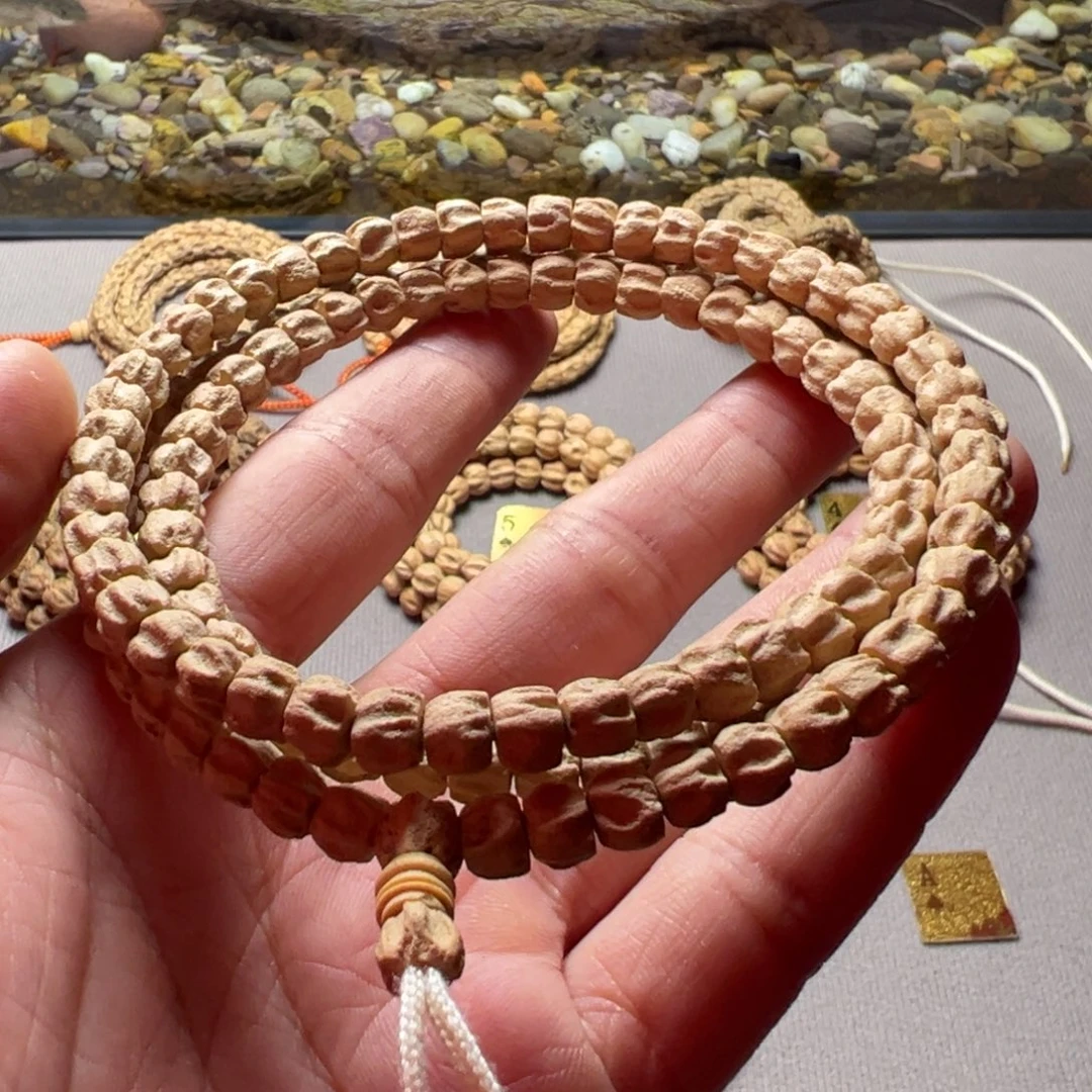 吊坠柏香籽/百香籽A7