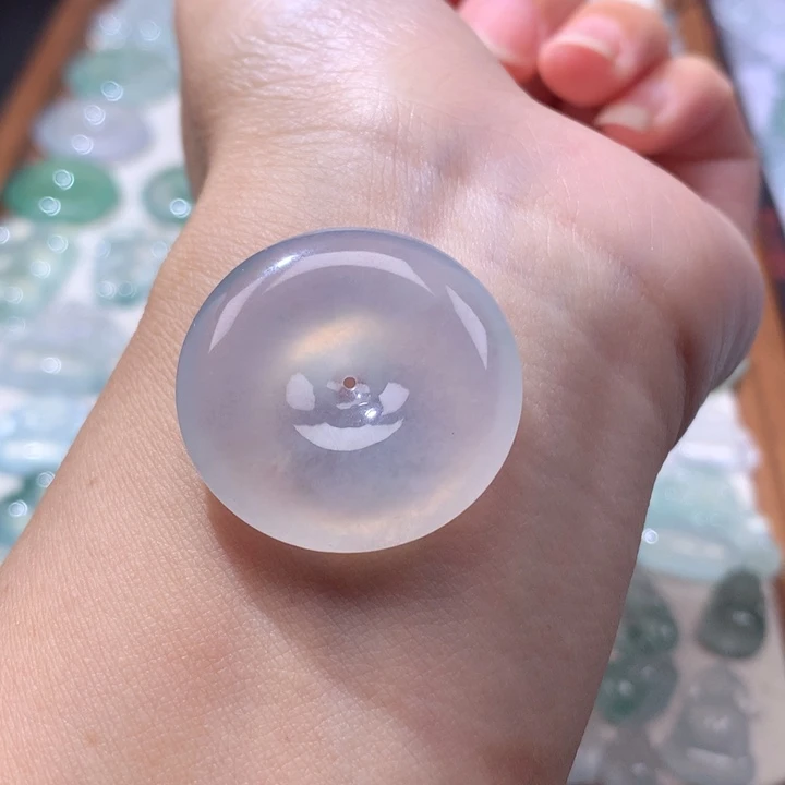 颈饰未镶嵌翡翠冰种平安扣