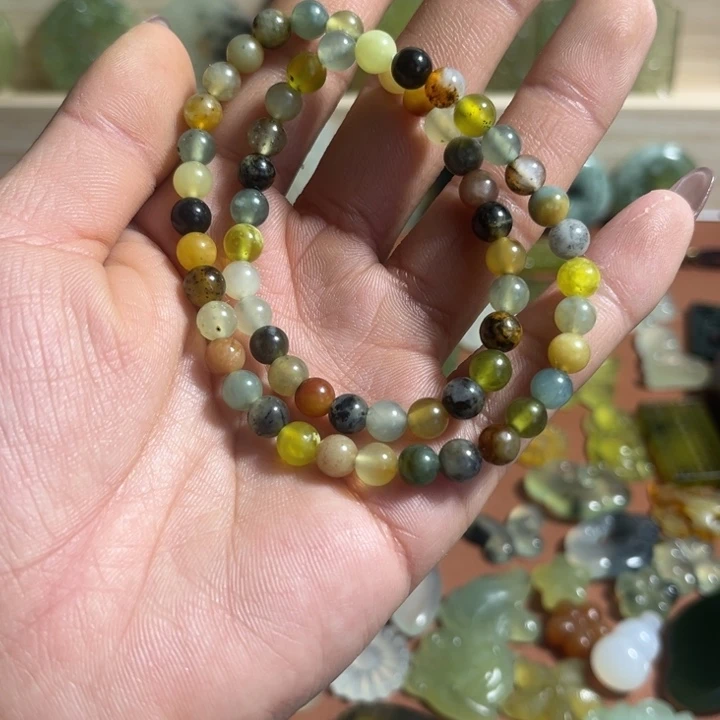 蛇纹石玉合金颈饰