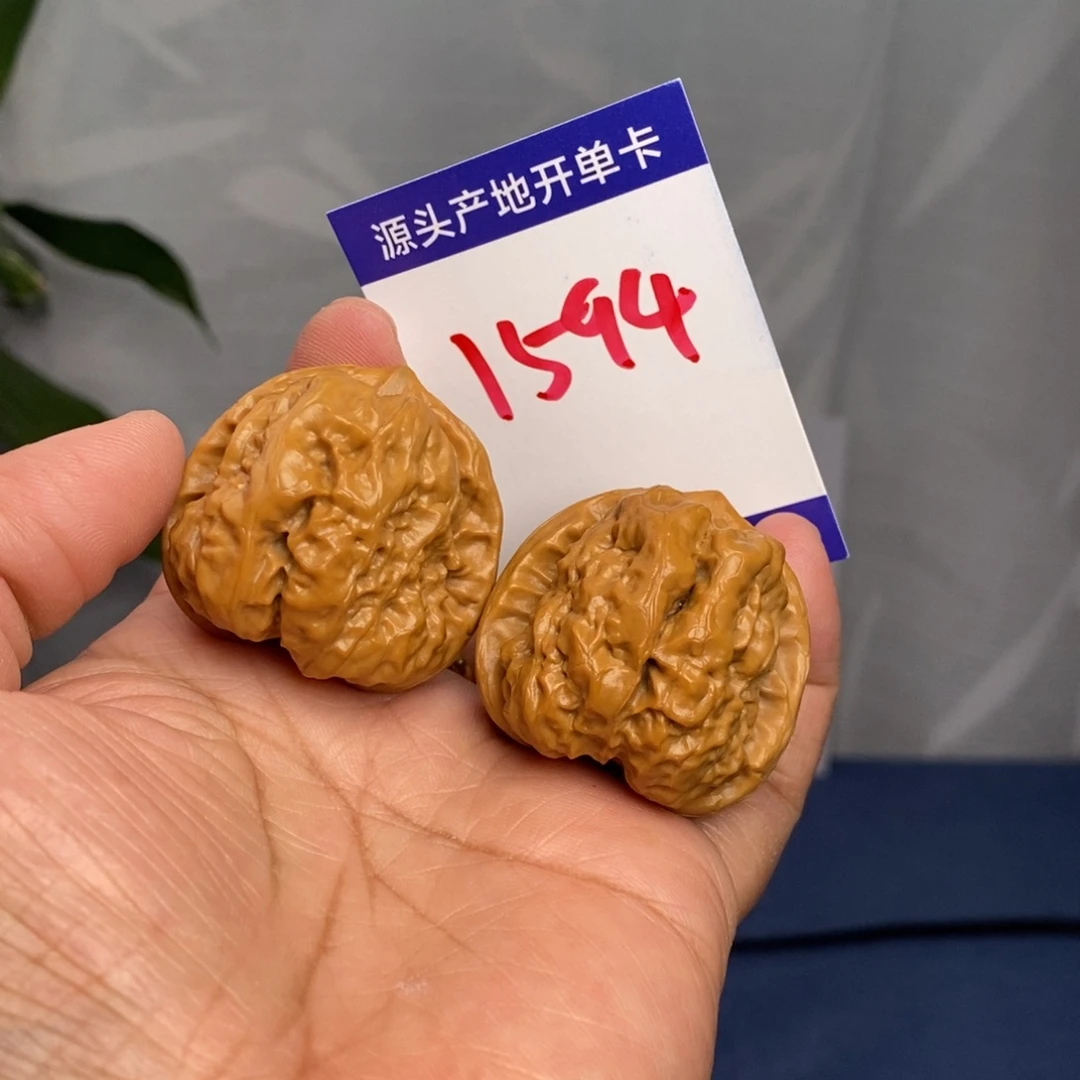 文玩核桃把件36.5三角蛙