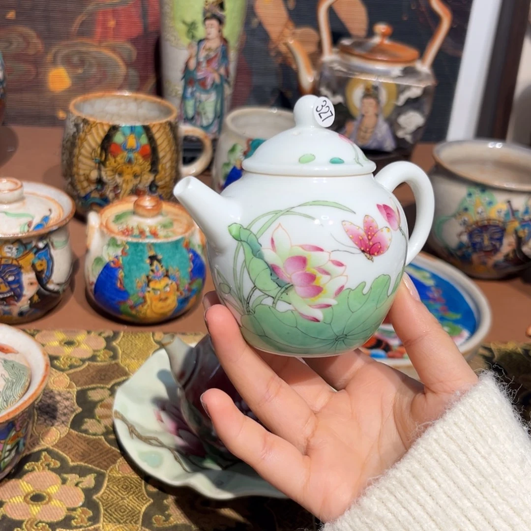 荷花景德镇手工手绘工艺