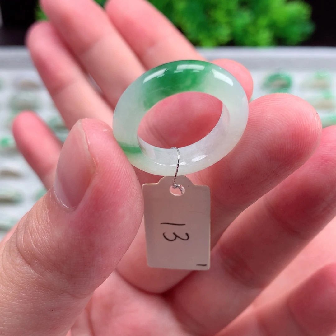 未镶嵌戒指翡翠李*醒天然