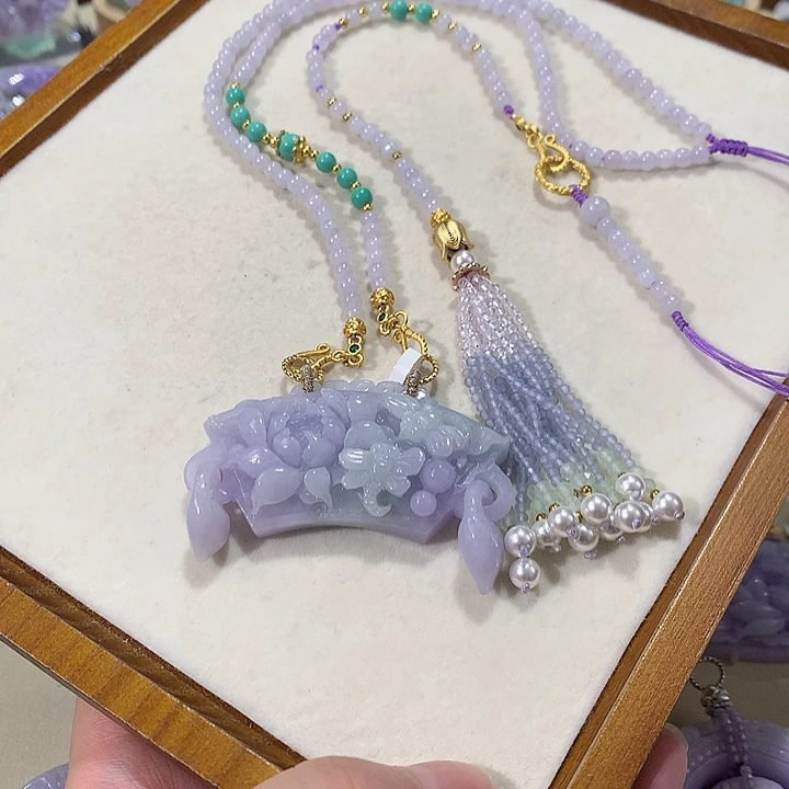 翡翠未镶嵌颈饰翡翠吊坠