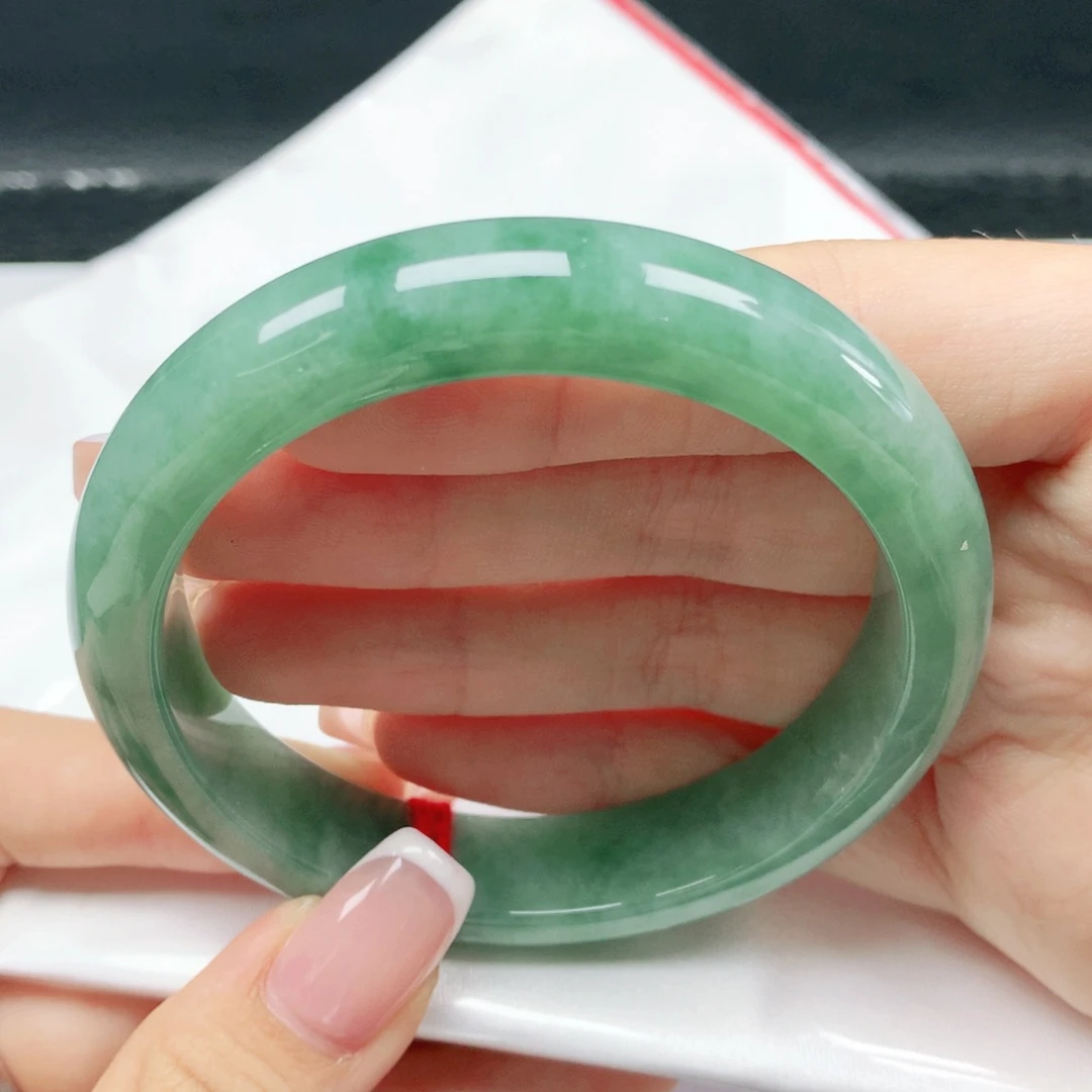 未镶嵌手镯翡翠57圈