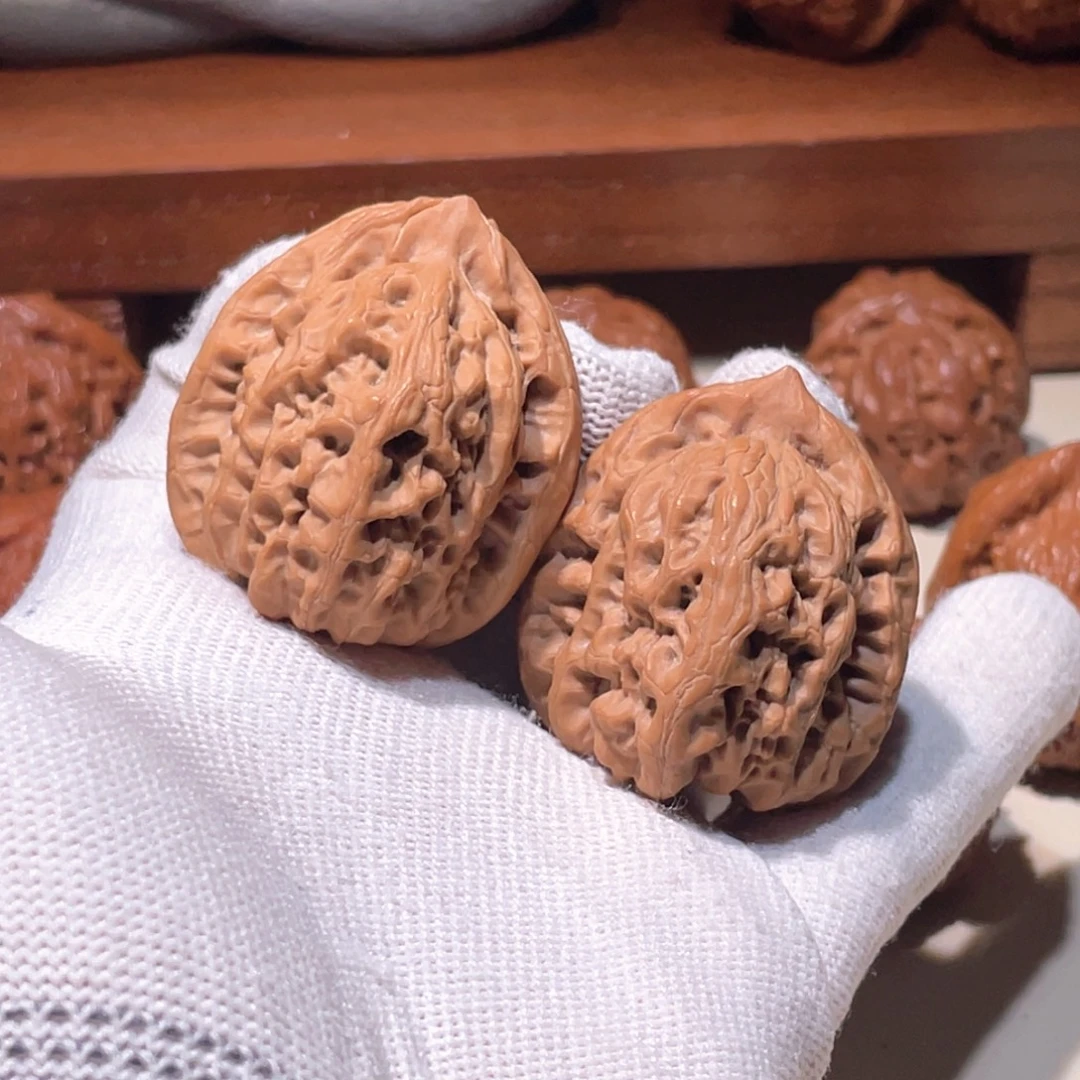 文玩核桃把件佛肚373842，80147