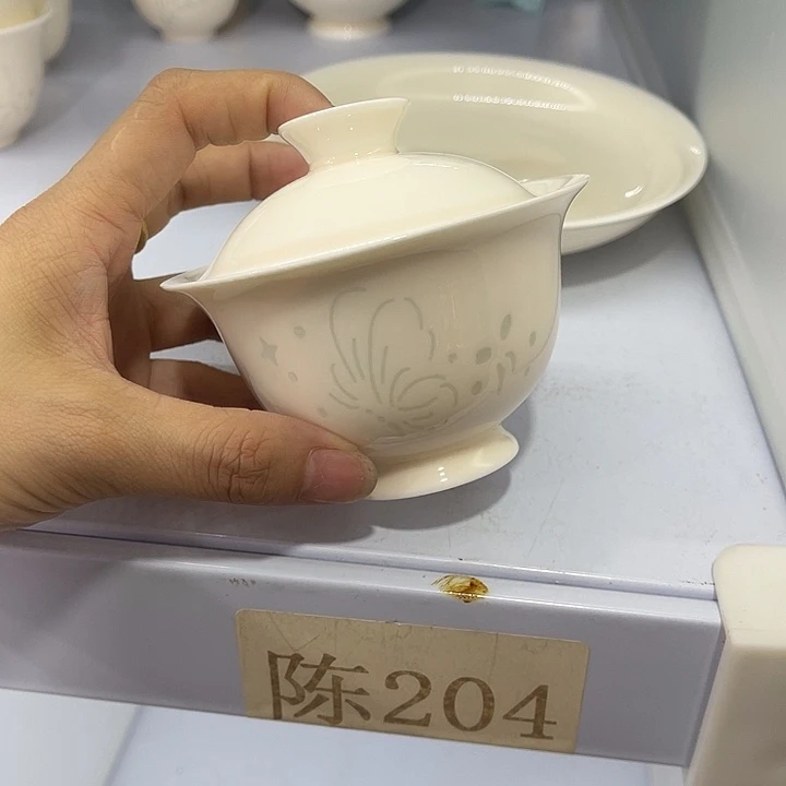 福利待遇多多哦哦哦