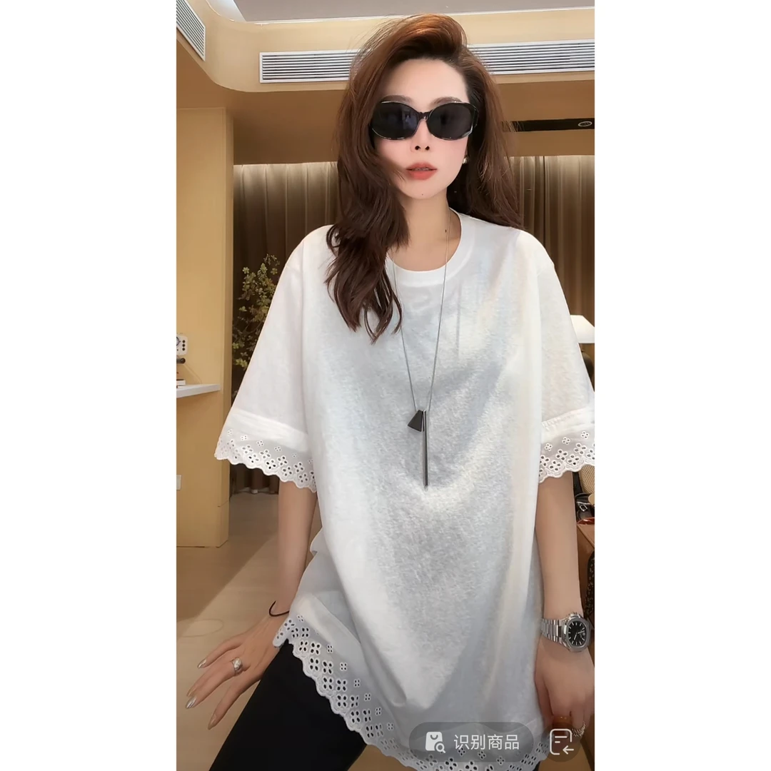 月月不吃鱼2025春款小众设计纯色显瘦百搭蕾丝拼接T恤 2503C1032