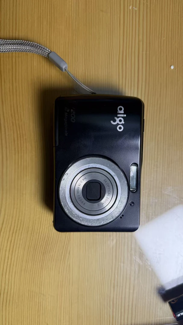 9新 aigo/爱国者 V200功能正常配件齐全的拍照数码相机
