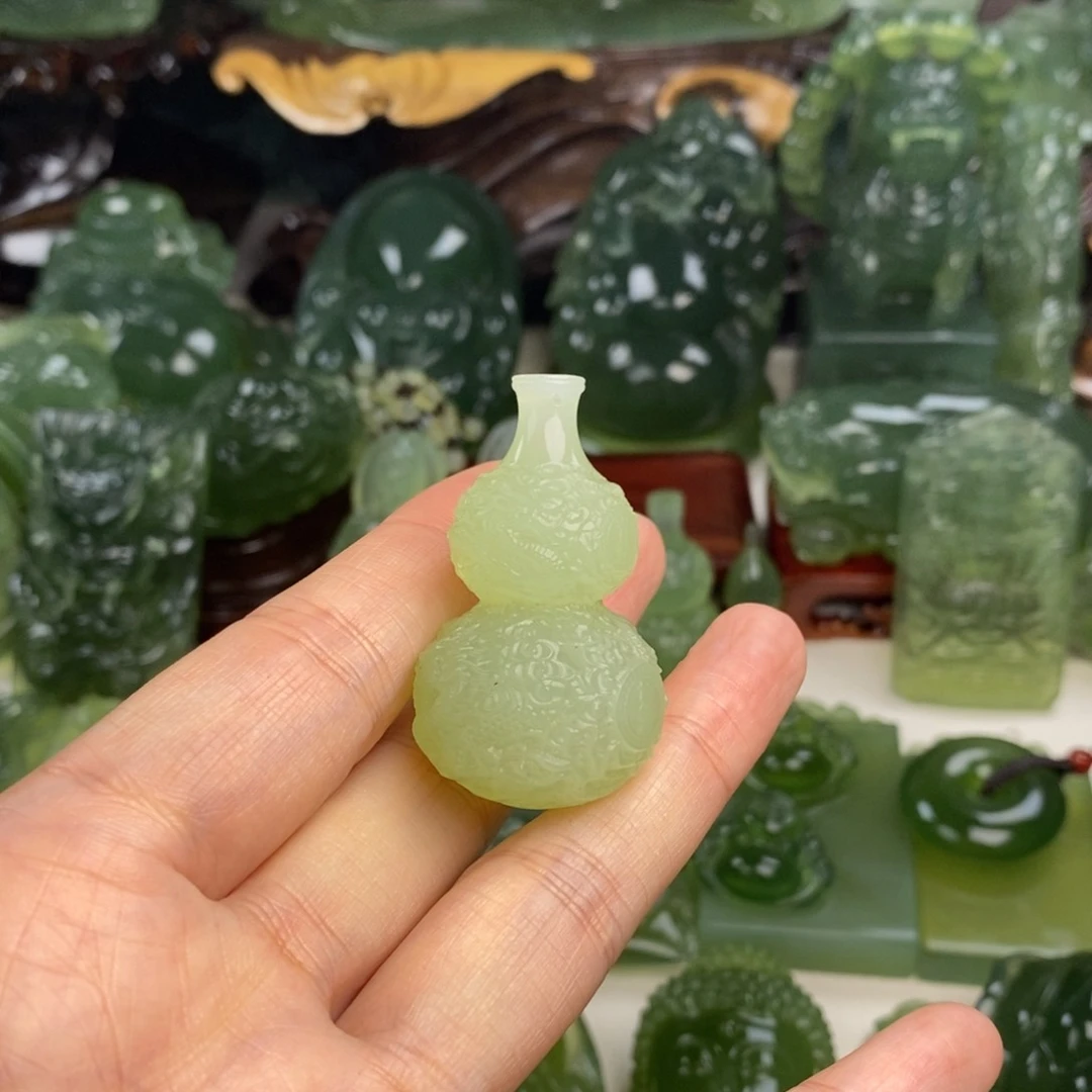 岫玉未镶嵌挂件挂件