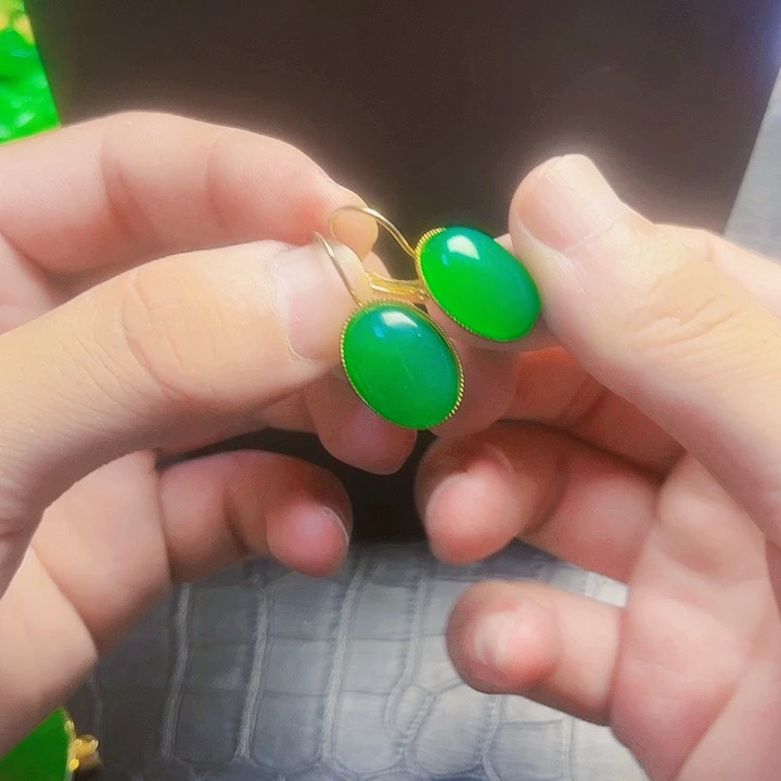 颈饰14K金镶嵌翡翠