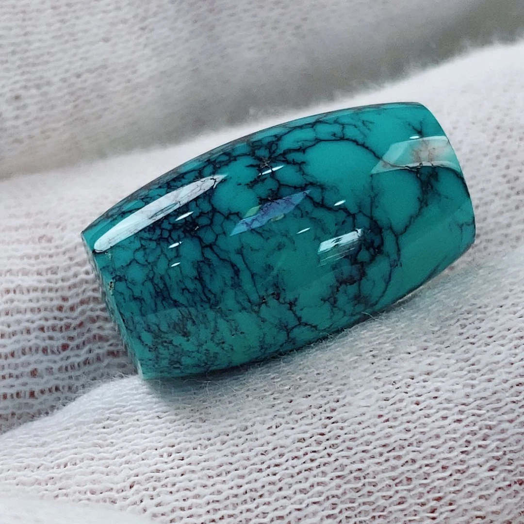 绿松石未镶嵌原矿无优化