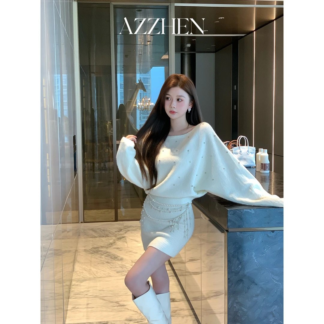 AZZHEN【白色恋歌】重工带钻斜肩针织连衣裙AZ4KBL18-00