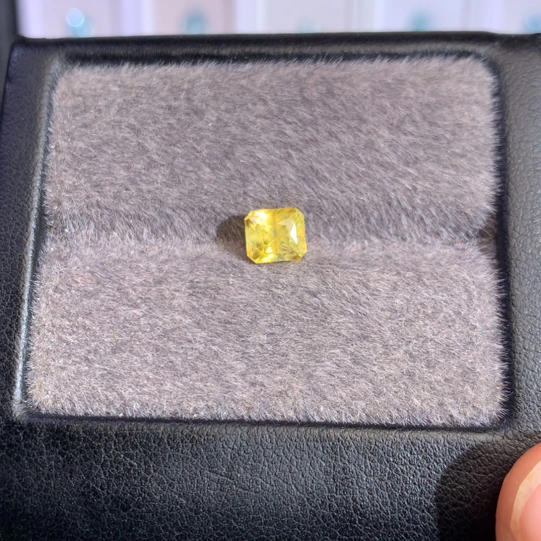 蓝宝石裸石1.365ct