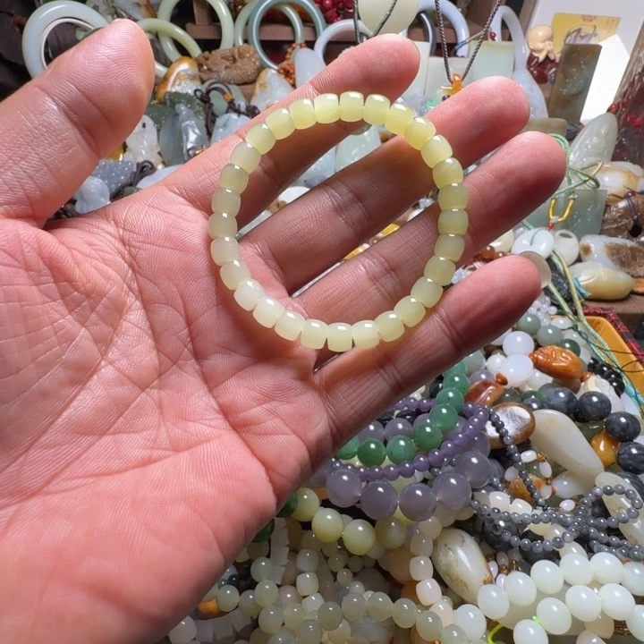 和田玉（黄玉）未镶嵌手链