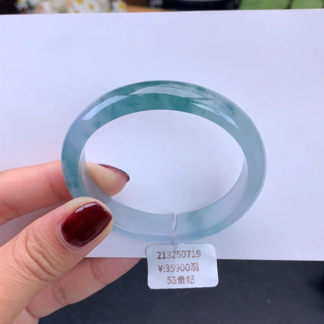 翡翠手镯未镶嵌冰胶飘花贵妃手镯（细纹）