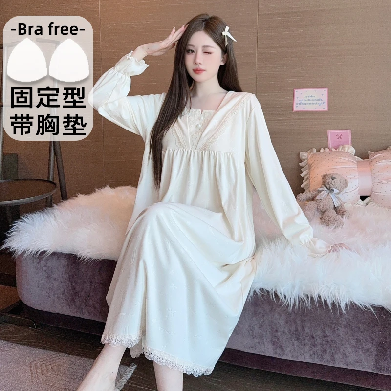 带胸垫德绒睡衣睡裙女生秋冬季加肥加大2025年新款家居服甜美杏色