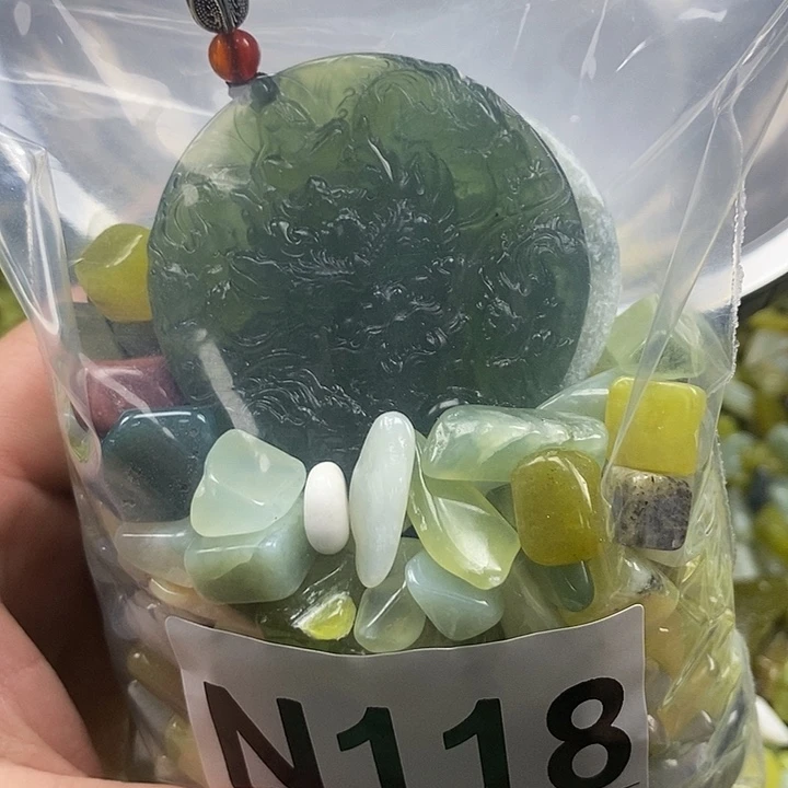 蛇纹石玉未镶嵌鱼缸石