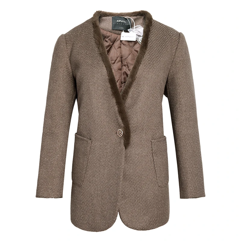 32577爱朴大码女装胖mm显瘦遮肉外套洋气减龄2024冬外套